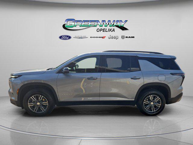 used 2024 Chevrolet Traverse car, priced at $34,978