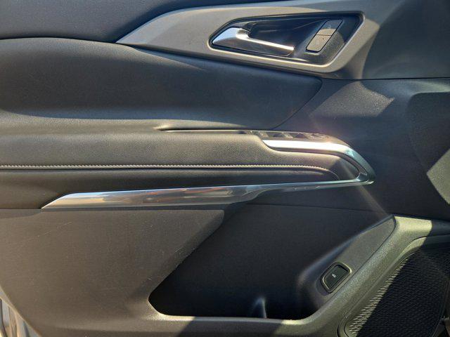 used 2024 Chevrolet Traverse car, priced at $34,978