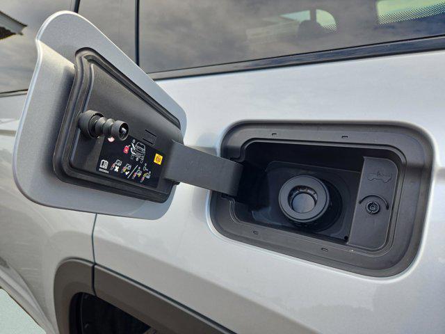 new 2025 Jeep Grand Cherokee L car, priced at $31,990