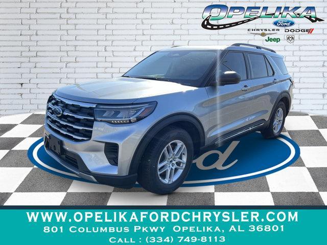 used 2025 Ford Explorer car