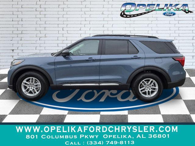 new 2025 Ford Explorer car