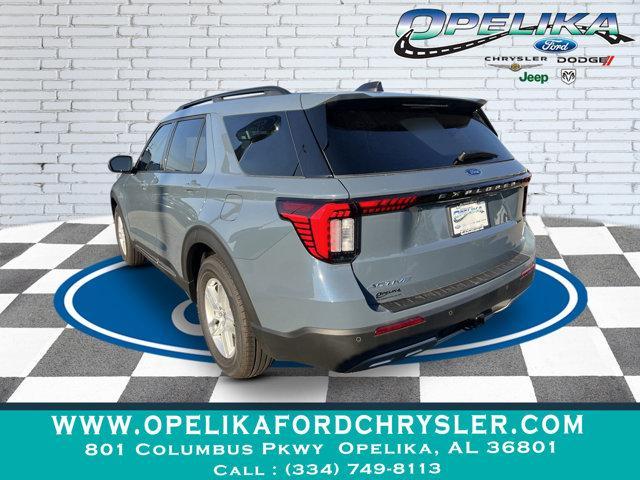 used 2025 Ford Explorer car