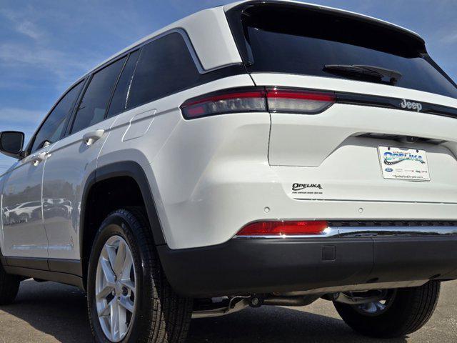 new 2025 Jeep Grand Cherokee car, priced at $41,375