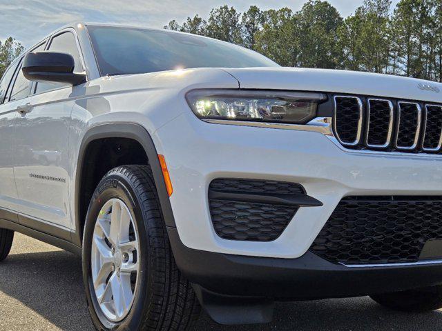 new 2025 Jeep Grand Cherokee car, priced at $41,375