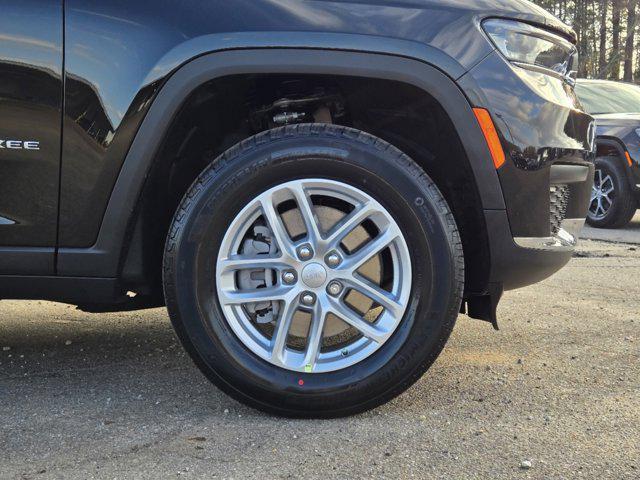 new 2025 Jeep Grand Cherokee L car, priced at $41,925