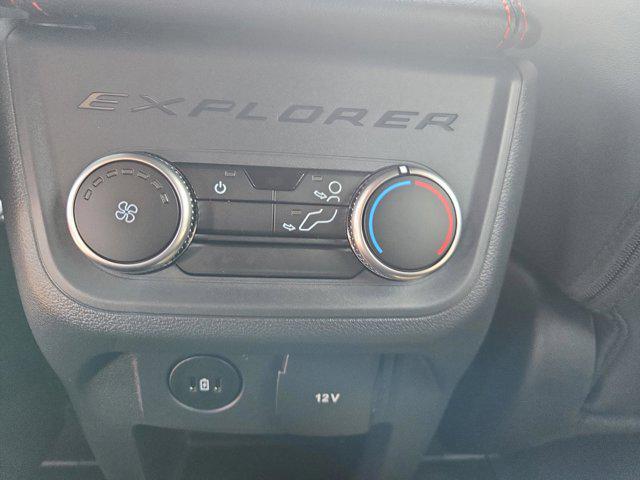 new 2025 Ford Explorer car, priced at $39,000
