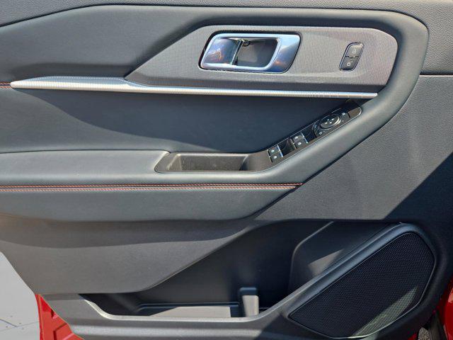 new 2025 Ford Explorer car, priced at $39,000