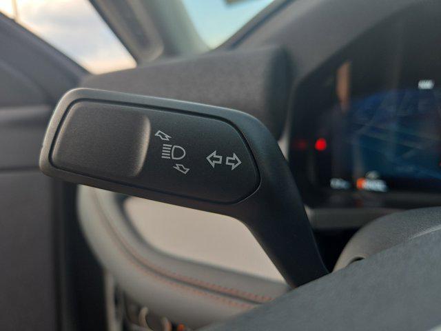 new 2025 Ford Explorer car, priced at $39,838