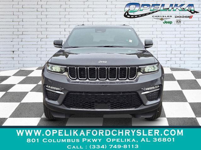 new 2025 Jeep Grand Cherokee car, priced at $45,295