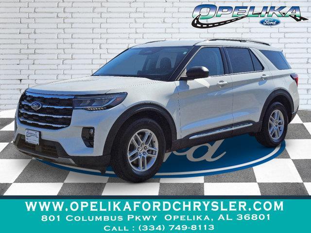 new 2025 Ford Explorer car