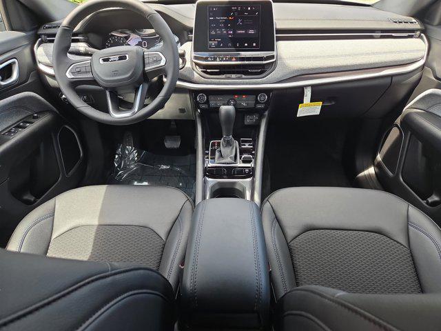new 2025 Jeep Compass car, priced at $27,498