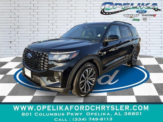 used 2025 Ford Explorer car