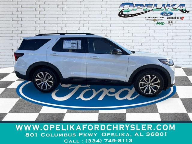 used 2025 Ford Explorer car