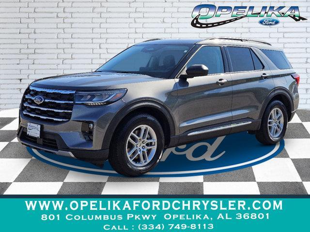 new 2025 Ford Explorer car