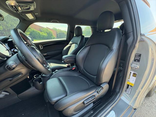 used 2020 MINI Hardtop car, priced at $20,655
