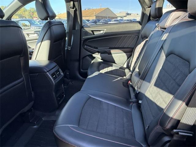 used 2022 Ford Edge car, priced at $28,988
