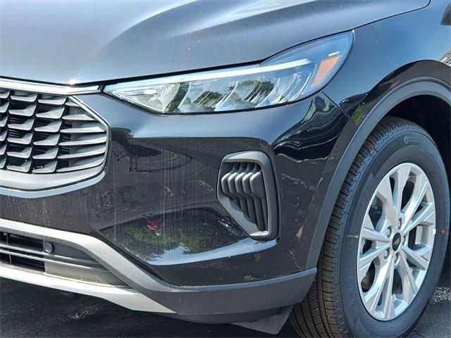 new 2025 Ford Escape car, priced at $30,462