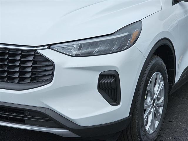 new 2025 Ford Escape car, priced at $30,462