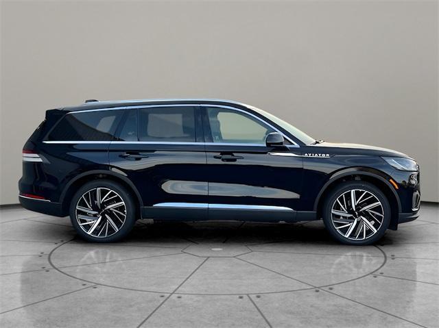 new 2025 Lincoln Aviator car, priced at $79,860