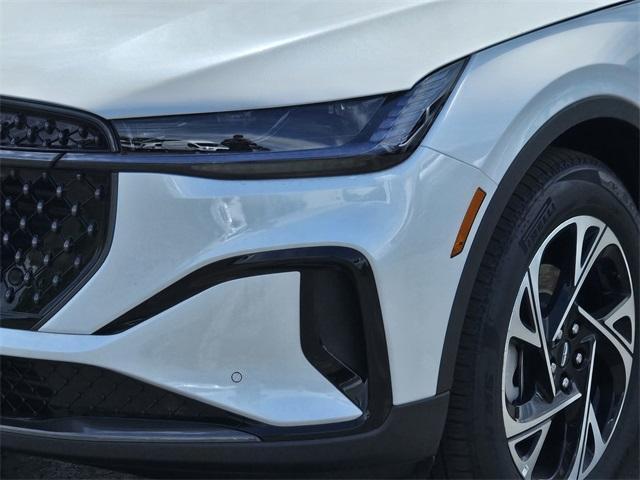 new 2025 Lincoln Nautilus car, priced at $57,125