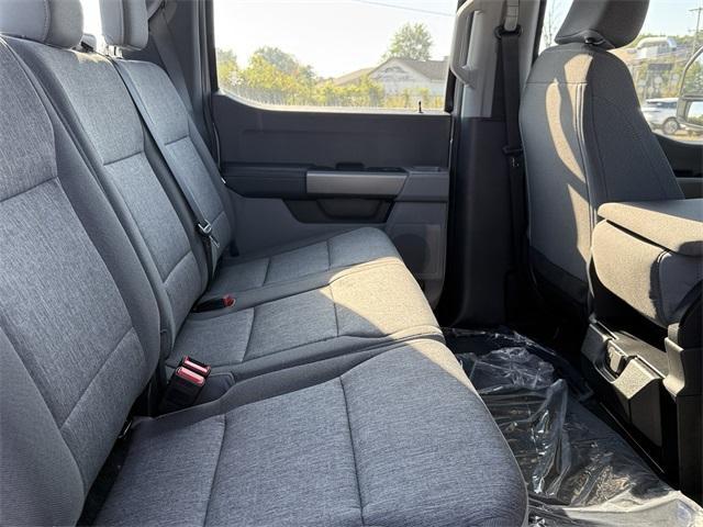 new 2025 Ford F-250 car, priced at $67,200