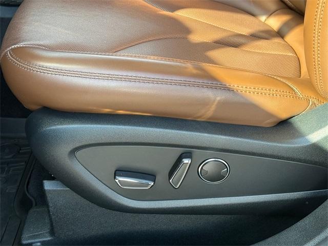 used 2022 Lincoln Nautilus car, priced at $39,988