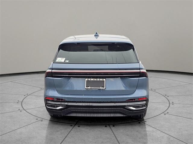 new 2025 Lincoln Nautilus car, priced at $58,415