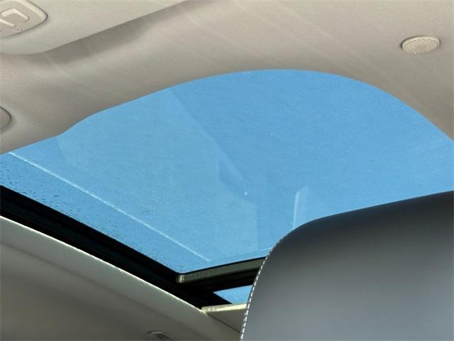 new 2025 Lincoln Nautilus car