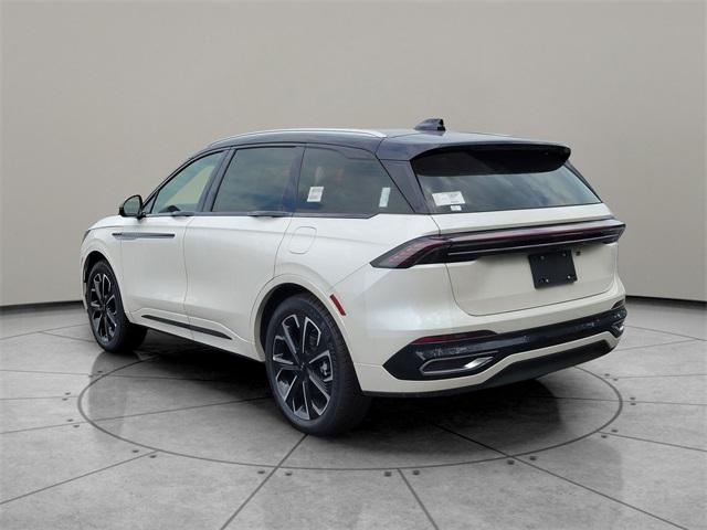 new 2025 Lincoln Nautilus car, priced at $64,670
