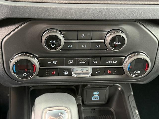 new 2025 Ford Bronco car, priced at $46,175