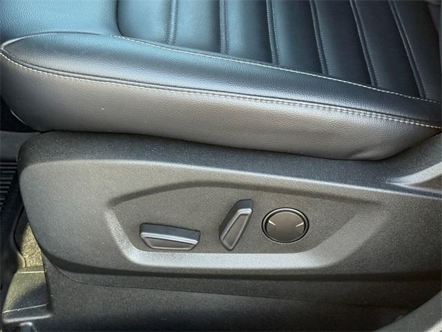 used 2022 Ford Edge car, priced at $28,988