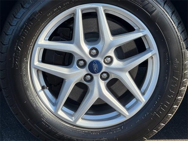 used 2022 Ford Edge car, priced at $28,988