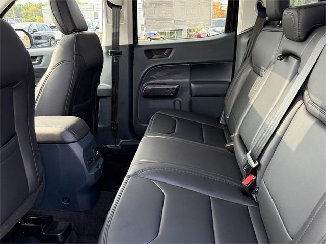 new 2025 Ford Maverick car