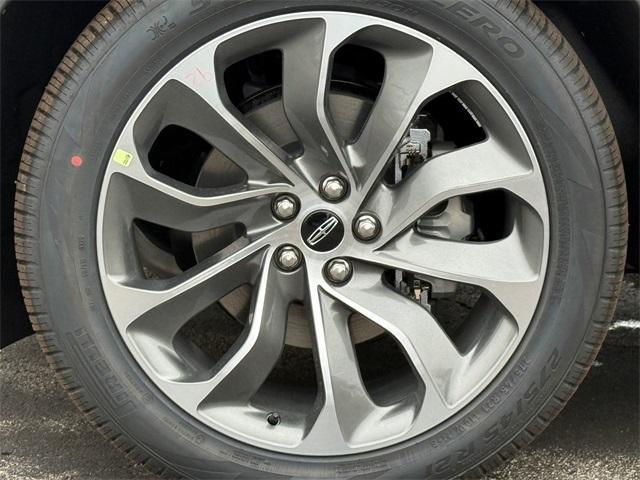 new 2026 Lincoln Aviator car, priced at $62,305