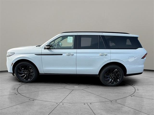 new 2025 Lincoln Navigator car, priced at $107,435