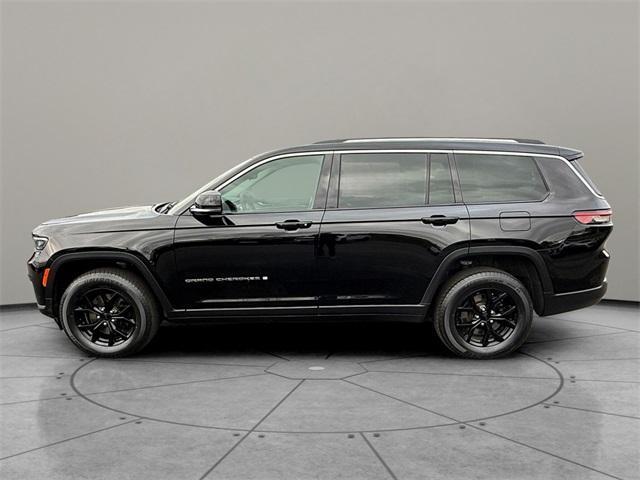 used 2023 Jeep Grand Cherokee L car, priced at $29,988