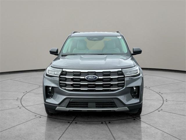 new 2025 Ford Explorer car, priced at $48,660