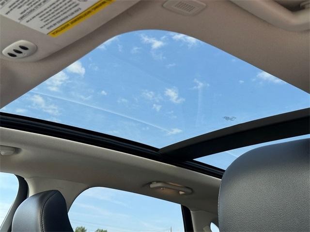 used 2021 Ford Edge car, priced at $25,988