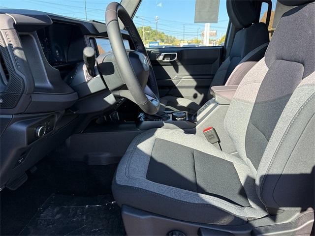 new 2025 Ford Bronco car, priced at $45,175