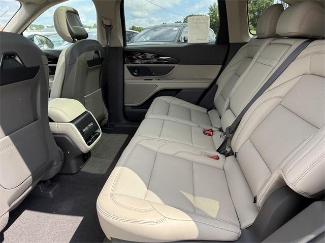 new 2025 Lincoln Nautilus car, priced at $58,665