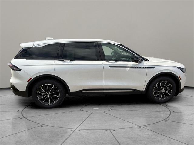 new 2025 Lincoln Nautilus car, priced at $58,665