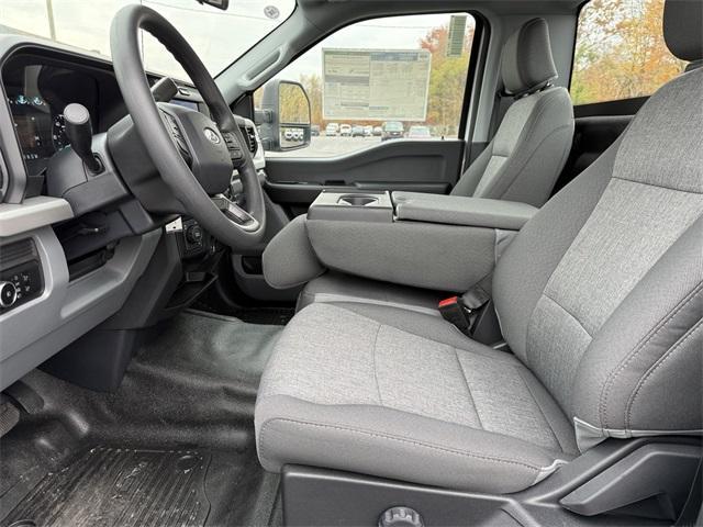 new 2025 Ford F-250 car, priced at $50,335
