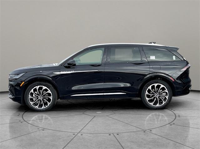 new 2024 Lincoln Nautilus car, priced at $60,220