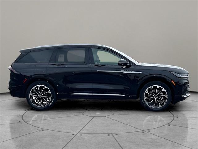 new 2024 Lincoln Nautilus car, priced at $60,220