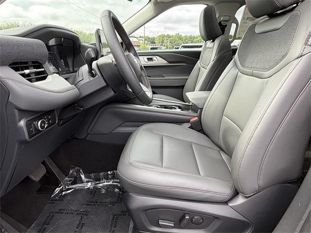 new 2025 Ford Explorer car, priced at $49,900