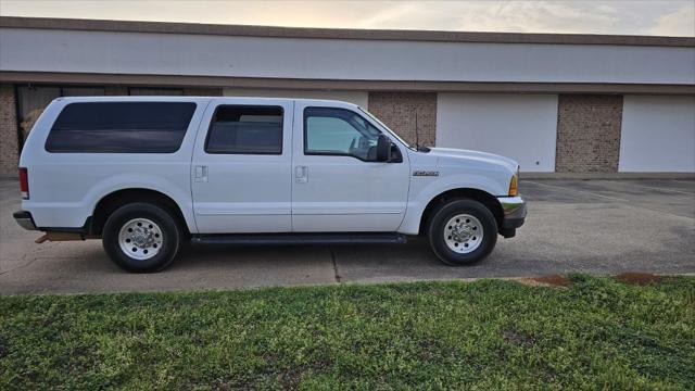 used 2000 Ford Excursion car, priced at $9,995