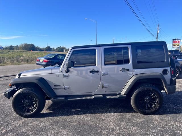 used 2015 Jeep Wrangler Unlimited car, priced at $16,995