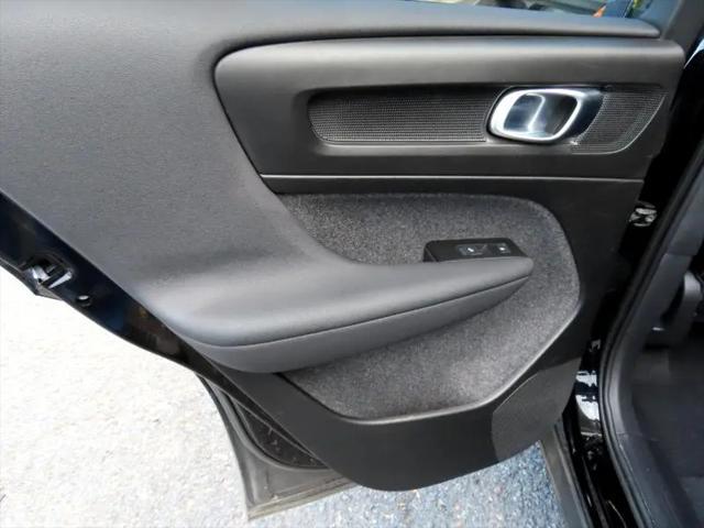 used 2022 Volvo XC40 car, priced at $19,590