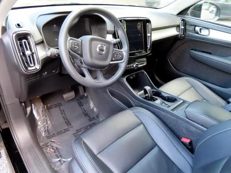 used 2022 Volvo XC40 car, priced at $17,590
