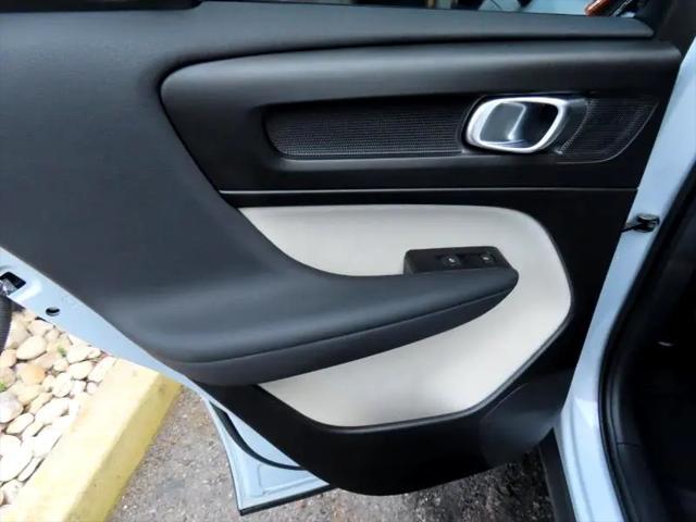 used 2022 Volvo XC40 car, priced at $17,790
